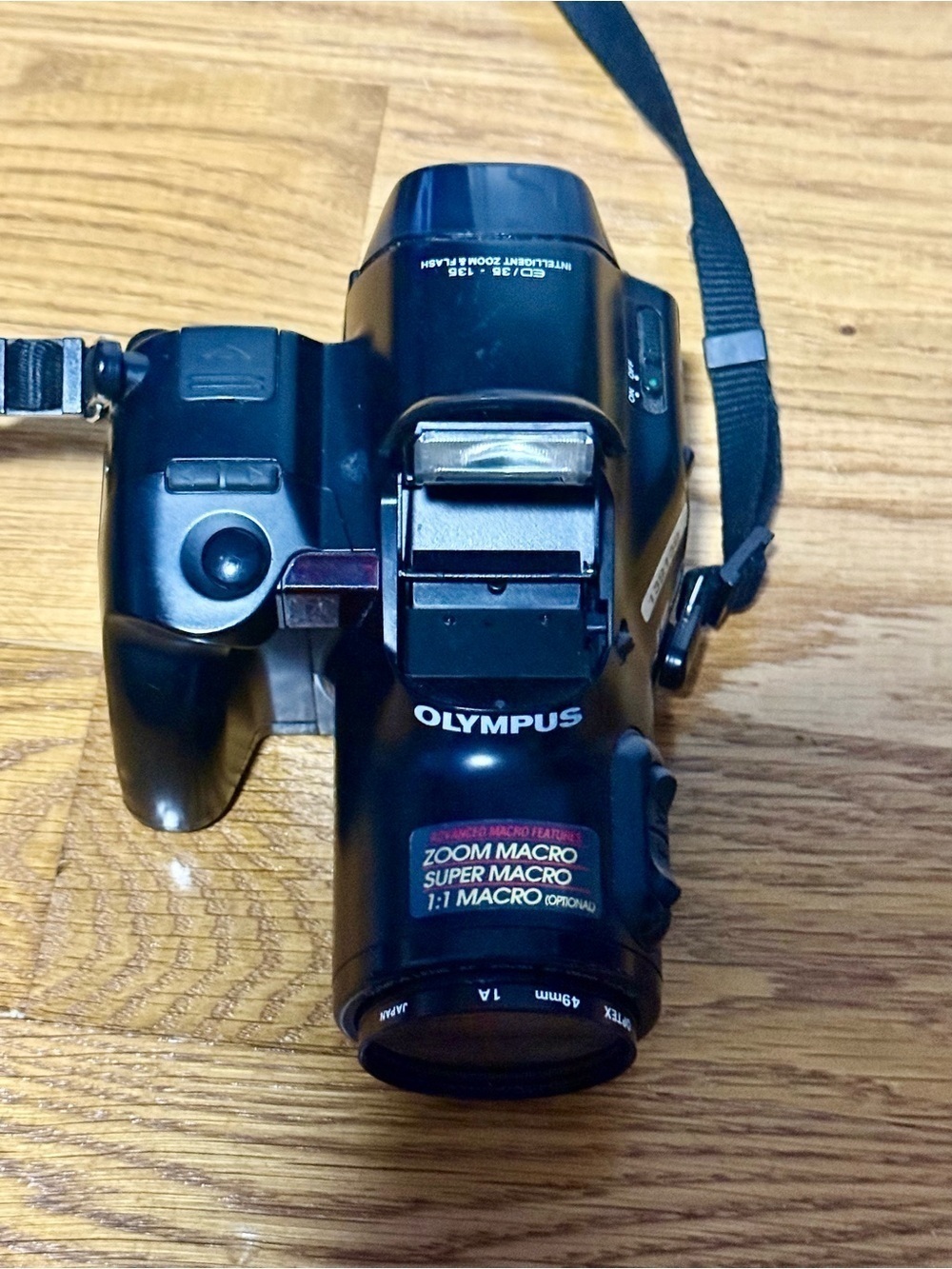 Olympus IS-2 35mm Film Camera​​​​​​ - Picture 3 of 6